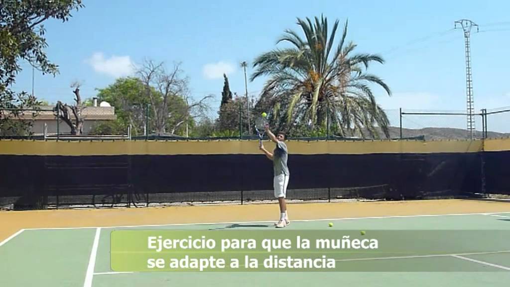 Óscar Borrás mejora el saque a Adrià Mas (Parte 3 de 4)