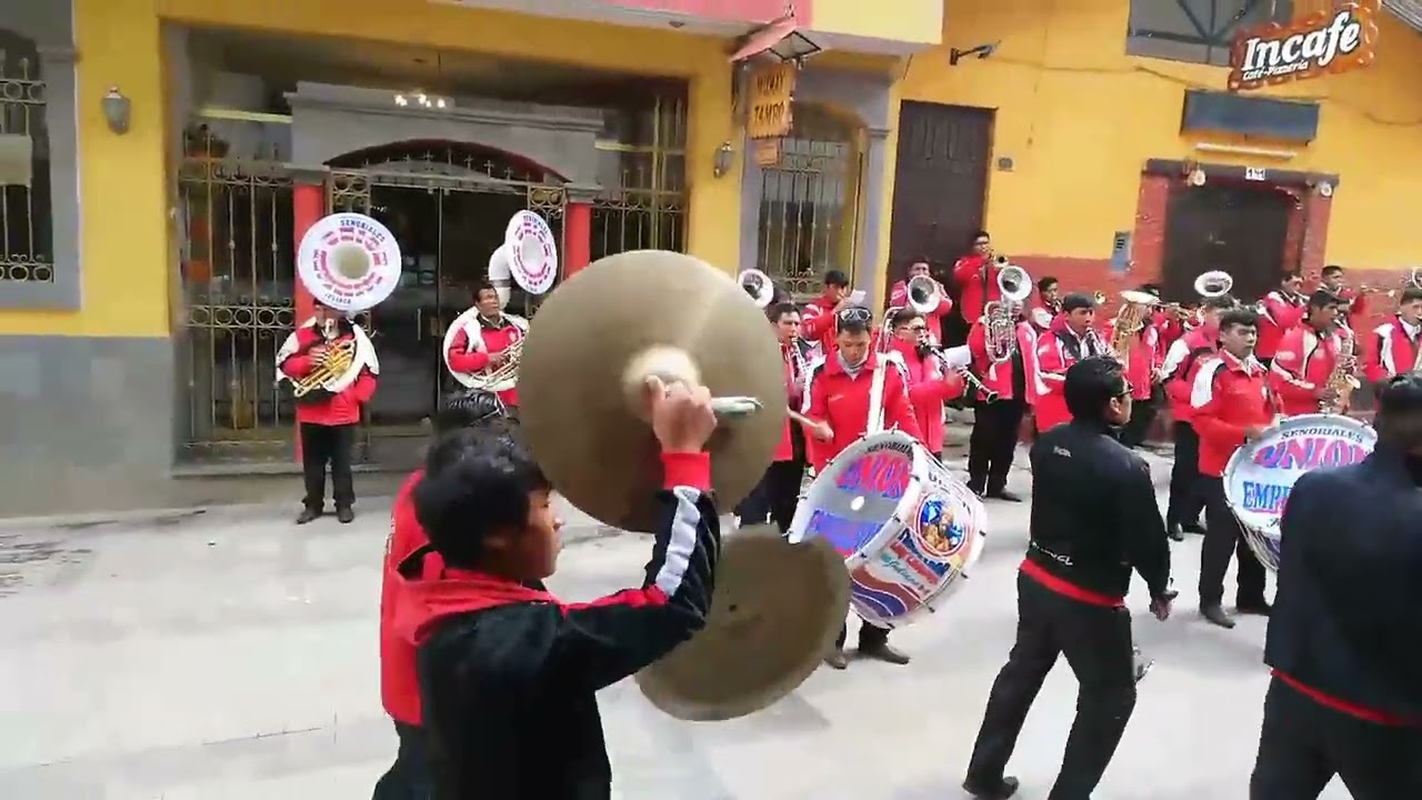 MIX KULLAHUADAS EN BANDA KVMC - BANDA SEÑORIALES UNION EMPERADOR - Candelaria Puno