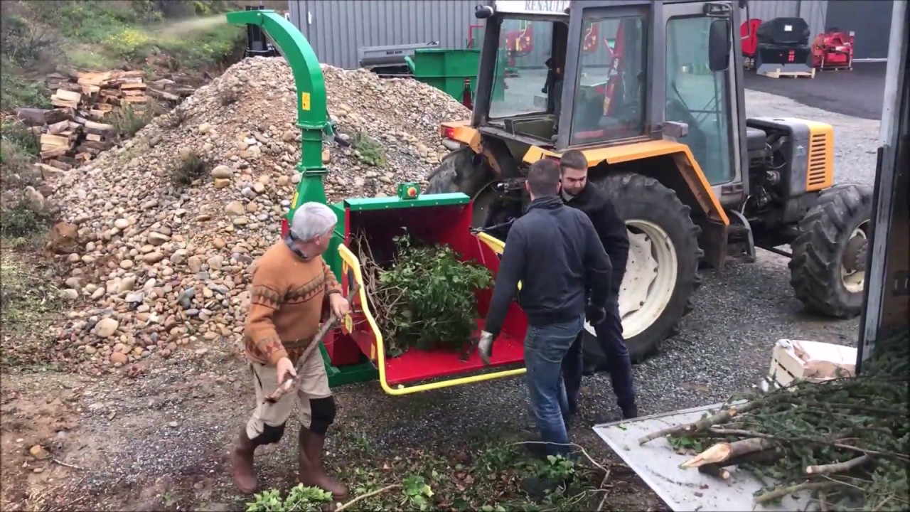 Essai broyeur de branches MARY AGRI 17cm