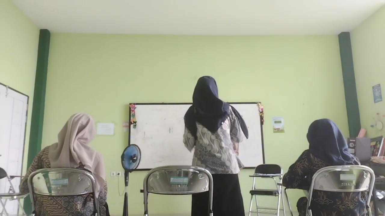UAS Micro Teaching PBSI Nur Khalisah D0123002
