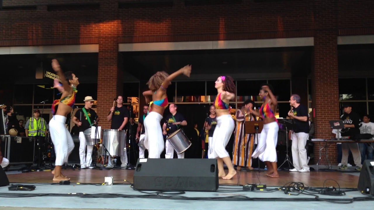 Samba New York! Performs 