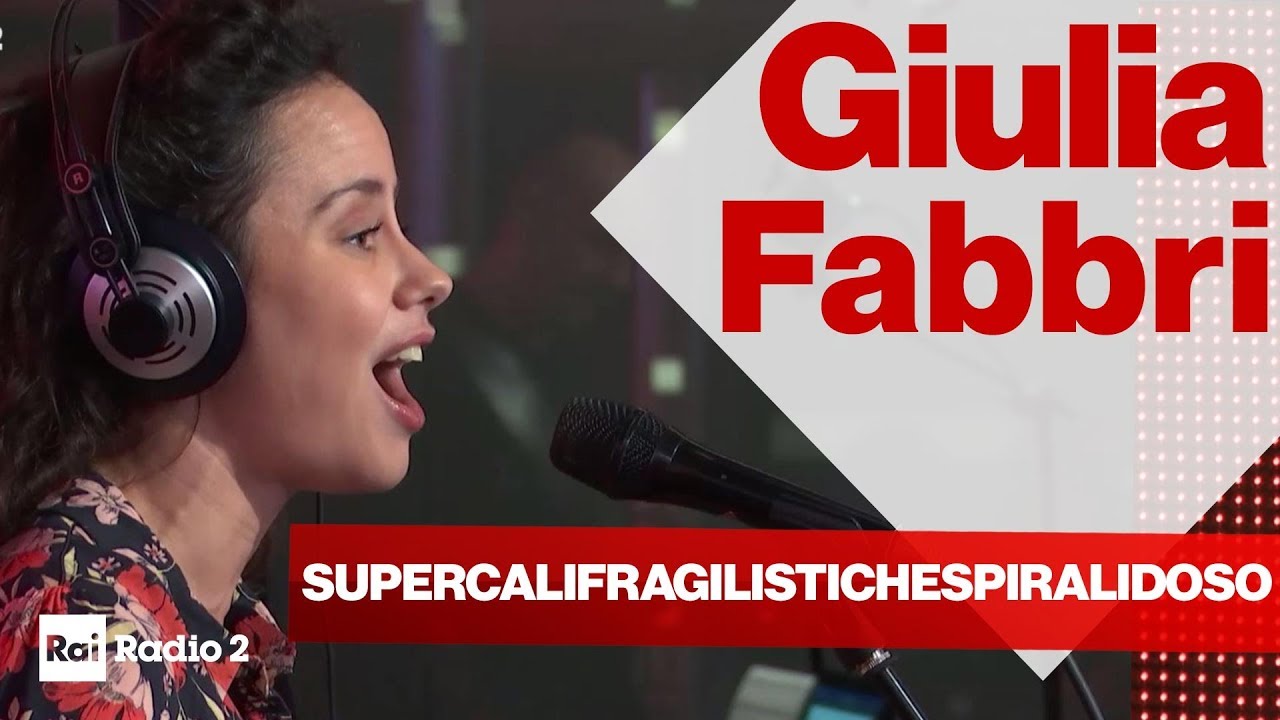 "SUPERCALIFRAGILISTICHESPIRALIDOSO" cantato da Giulia Fabbri, alias Mary Poppins
