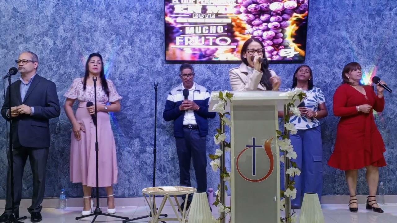 Iglesia de Dios renovando la unción. Adorando a nuestro señor Jesucristo 