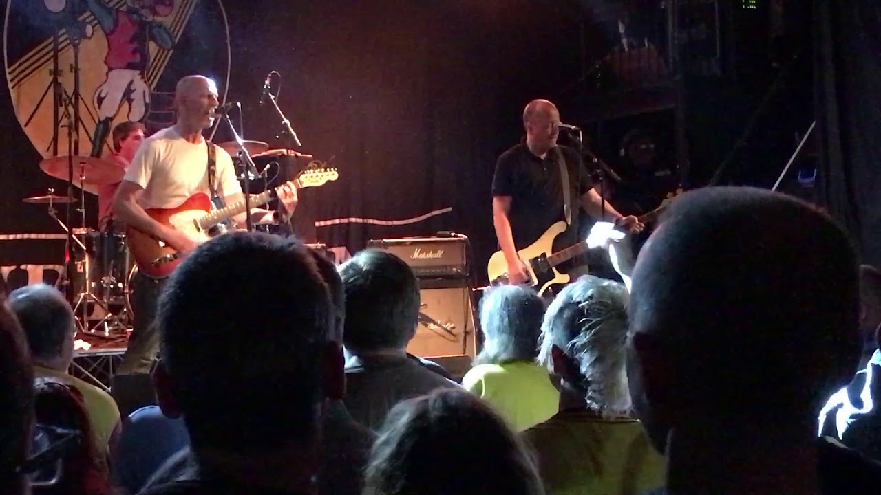 I Think We're Alone Now – Half Man Half Biscuit