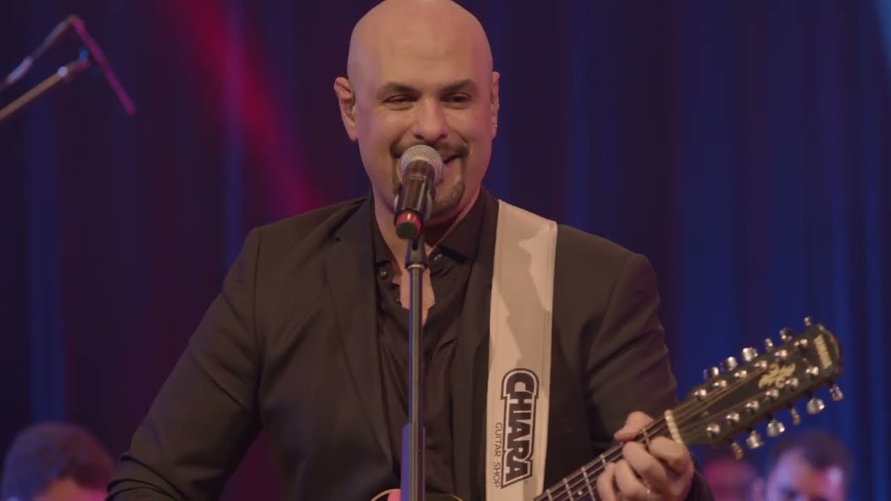 Leo Mancini - Hunting high and low (feat. Junior Carelli) Acoustic Hits in Concert