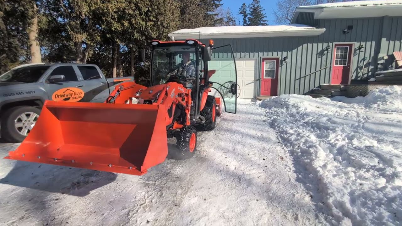 Kubota LX2620 with loader & inverted snowblower walk around.