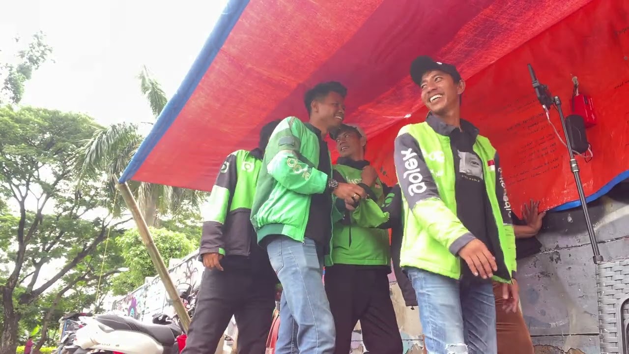 JADI OJOL GAK ADA HARGA DIRINYAA