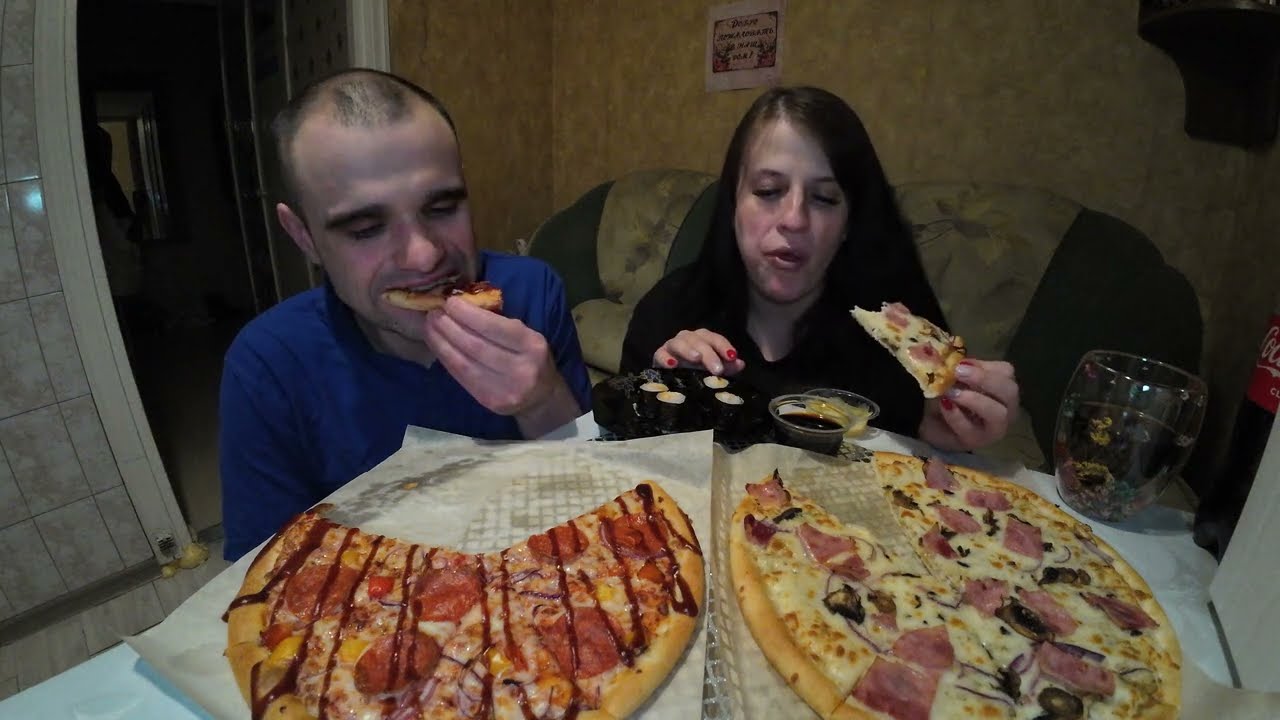 TWO JUICY PIZZAS / SHRIMP ROLLS / RUSSIAN DINNER / EATING / MUKBANG #asmr #mukbang #eating #food