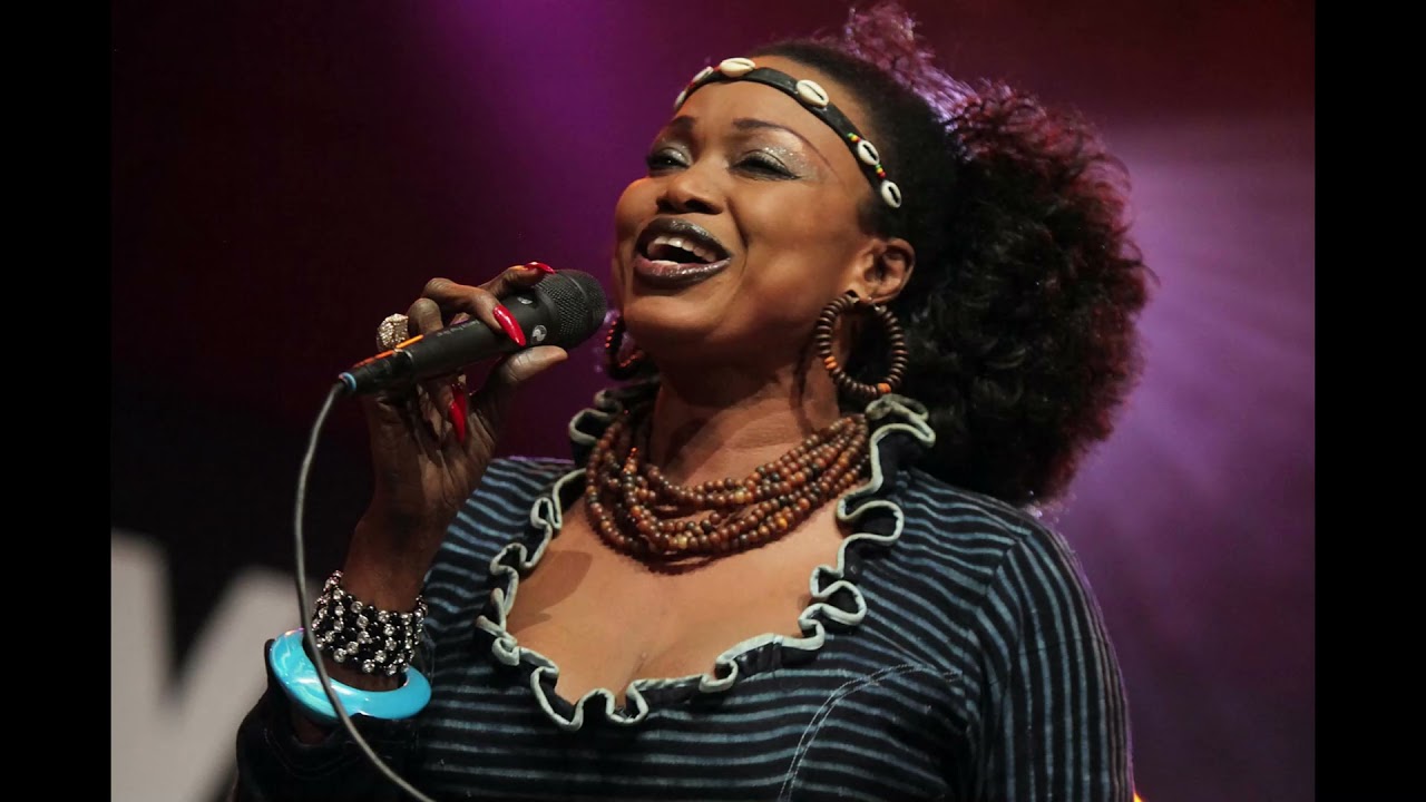 Oumou Sangare : Mi Yettima !