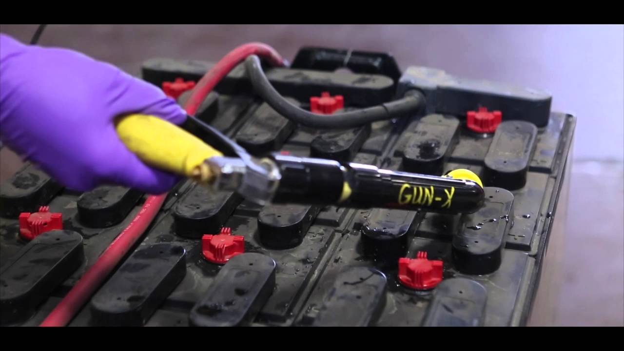 Forklift Battery Tips: Proper Watering Techniques