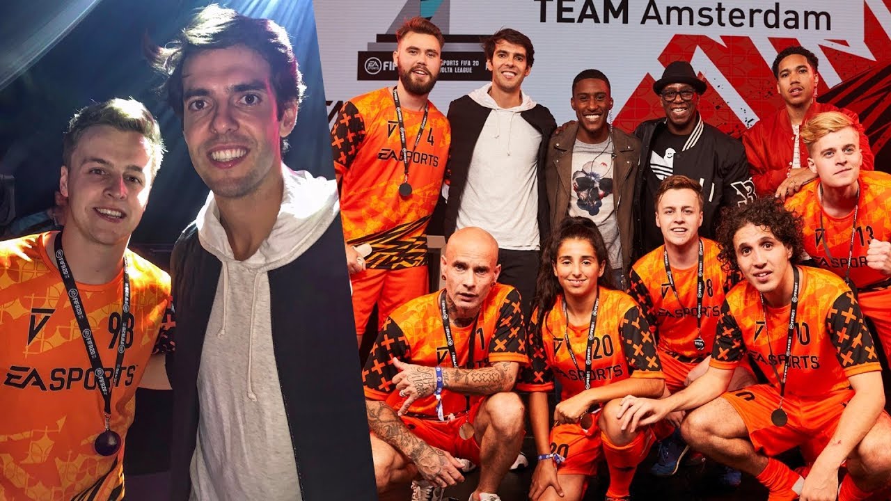 VOETBALLEN IN LONDON MET KAKA, MATTHY & ROELIE!