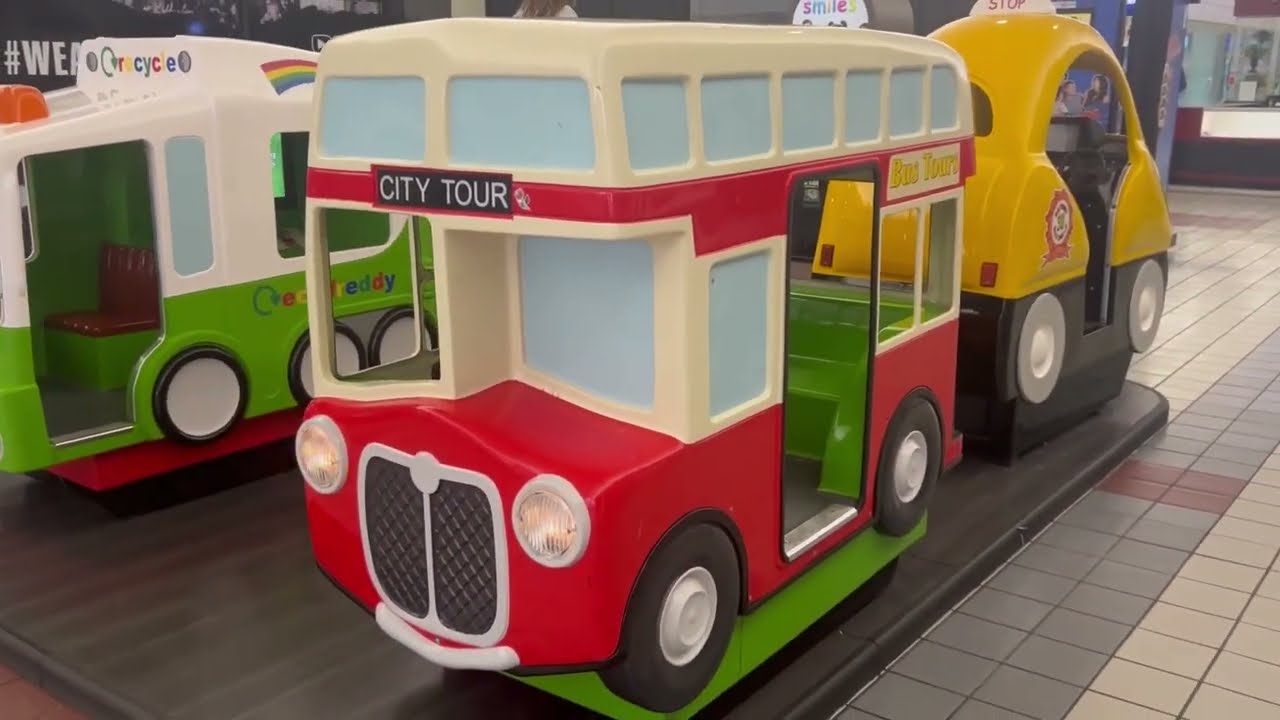 Jolly Roger 2006 City tour Bus kiddie ride at Liberty tree Mall (no Screen) (Now gone)