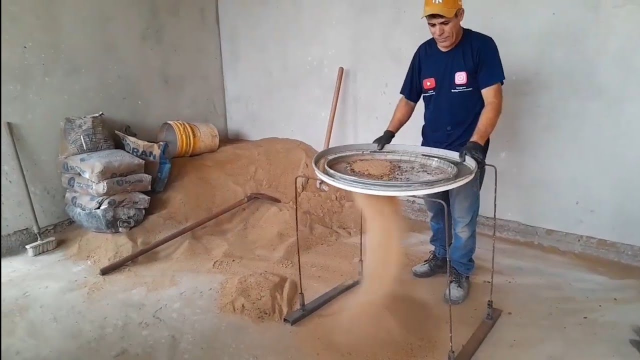 Como peneirar areia sem forçar  sua coluna   !  com esse suporte de peneira !