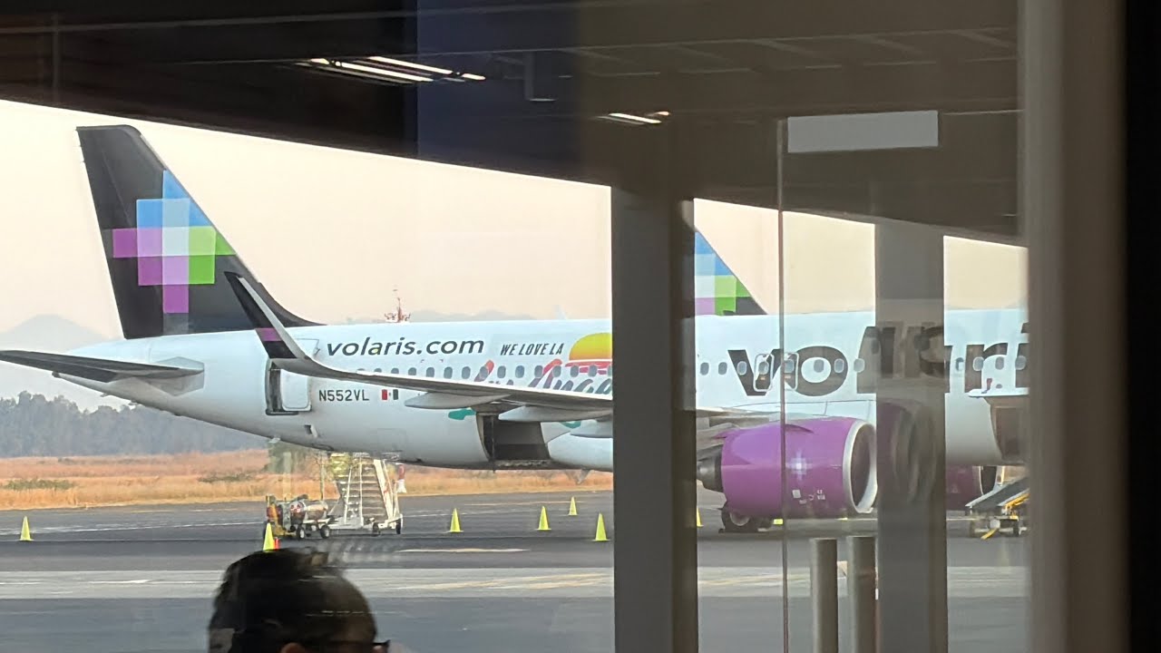Volando Sin Retraso | Volaris 7770 | Morelia - Chicago Midway | Vertical