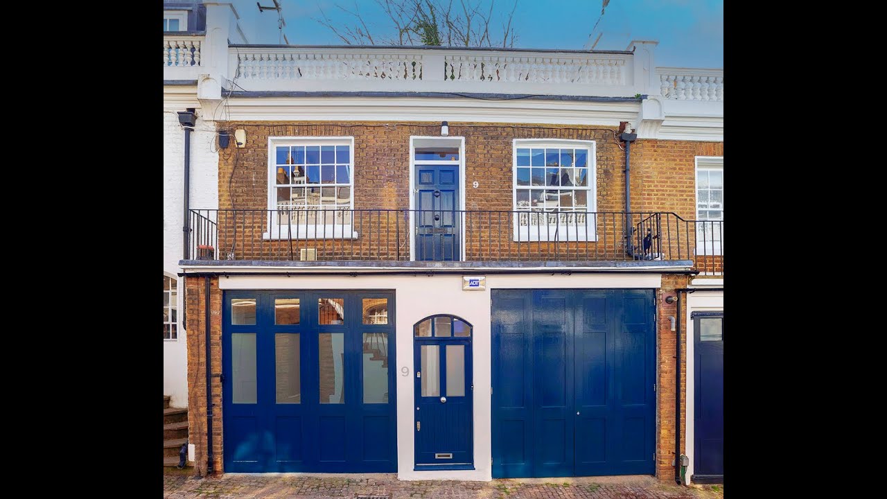Quintessential Mews House in Holland Park London