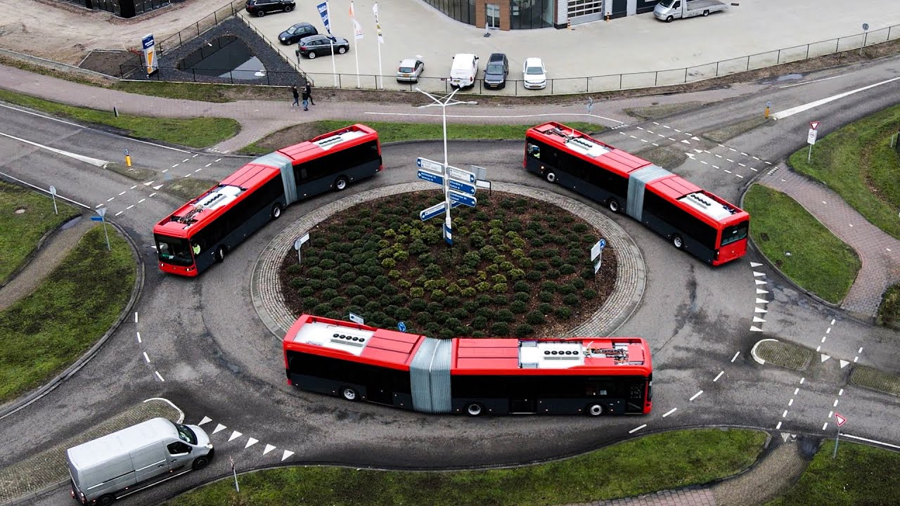 First Ebusco 2.2 articulated 18 meter e-buses on the road