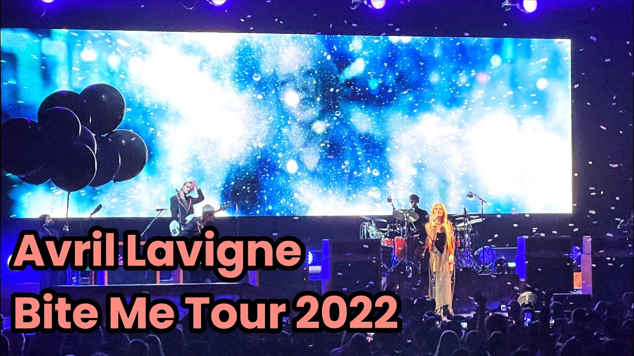 Avril Lavigne Bite Me Tour 05/10/2022 London Canada