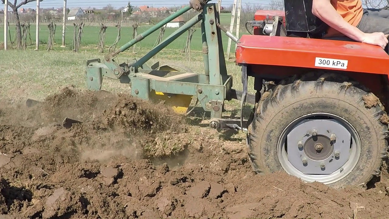 malotraktor mt8 150.32 oranie 2017