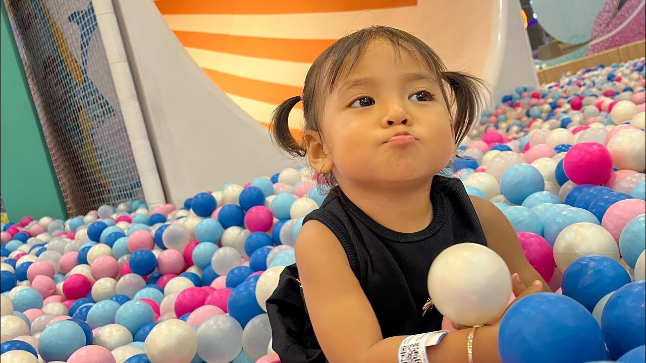 Mini vlog play ground playtokia pakuwon mall solo baru