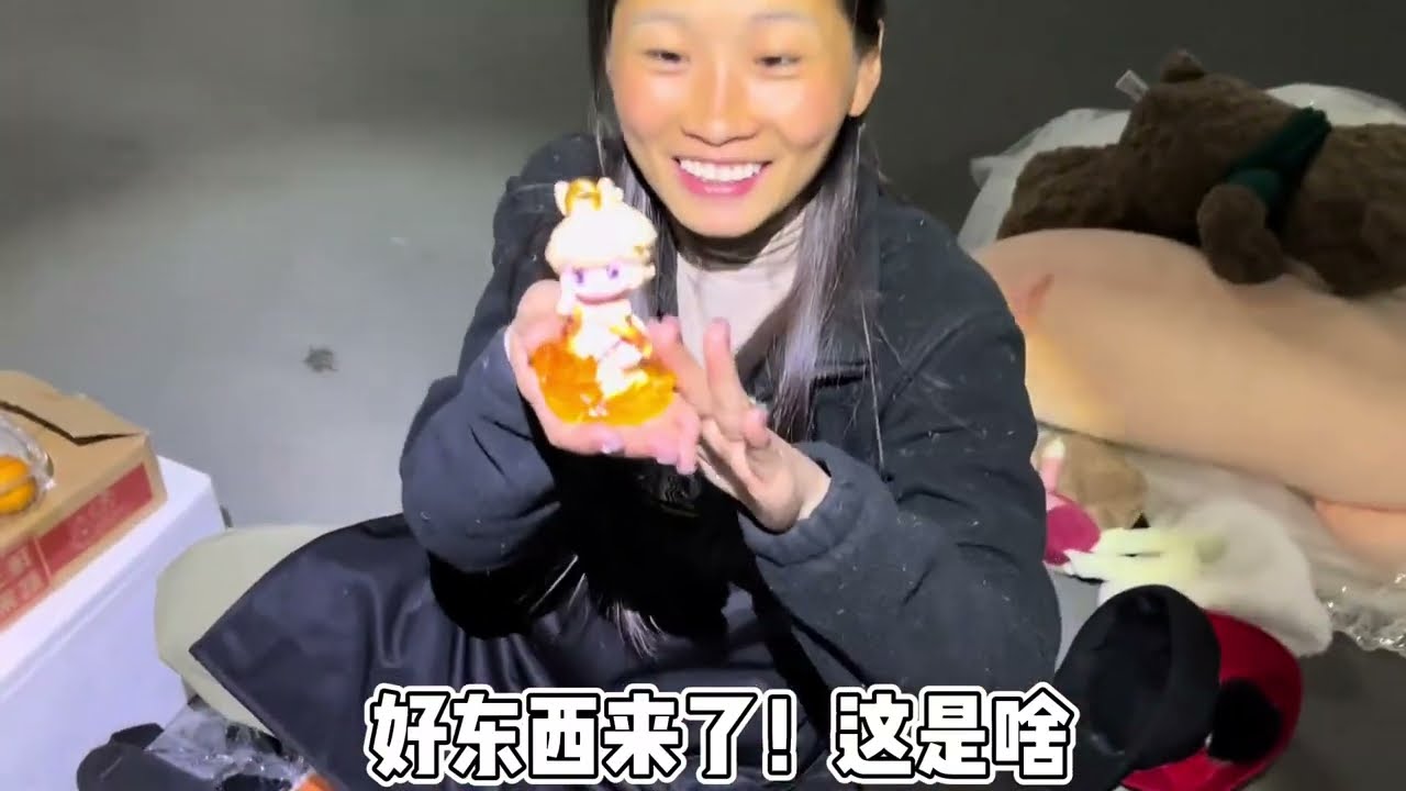 快过年了，捡点新衣服 礼服穿，大哥二哥过年穿的衣服不愁了 #富人区里捡垃圾 #寻宝 #杭州 #捡垃圾