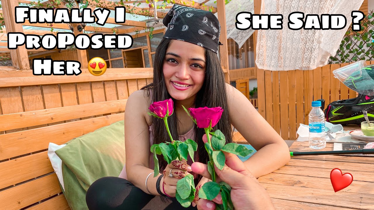 Finally I ProPosed Her ❤️ And She Said ?