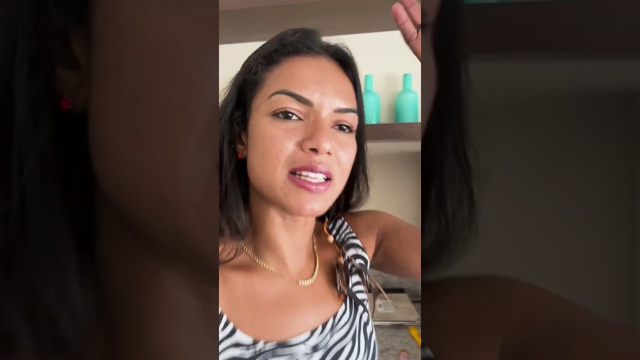 Essa senhora foi impedida pela gerente de entrar no restaurante, mas o mundo dá voltas 😱