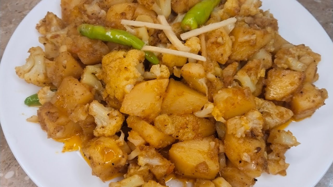 Aloo Gobi Recipe | How To Make Aloo Gobi Sabzi | Aloo Gobi Recipe Restaurant Style By Nabiya Kitchen
