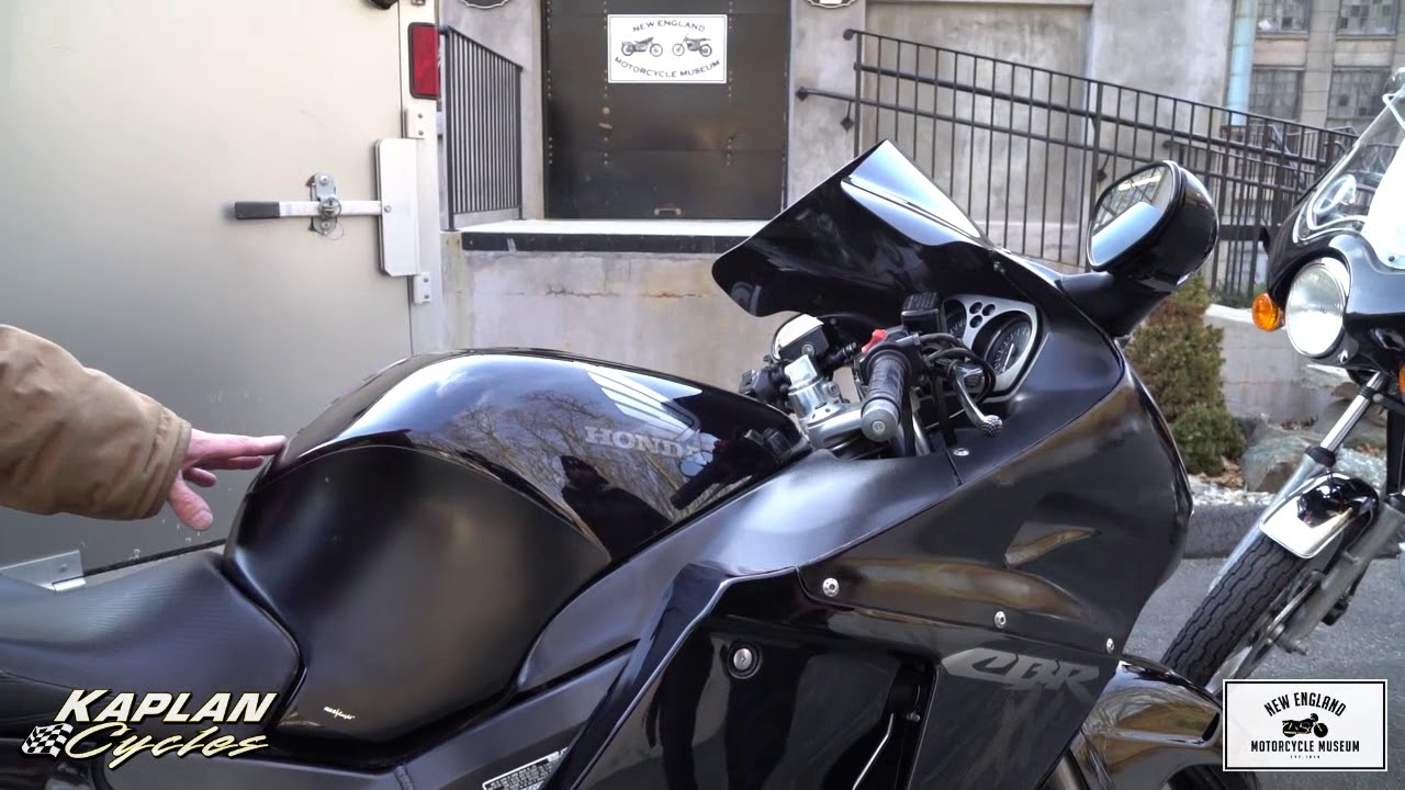 1997 Honda CBR1100XX SUPER BLACKBIRD
