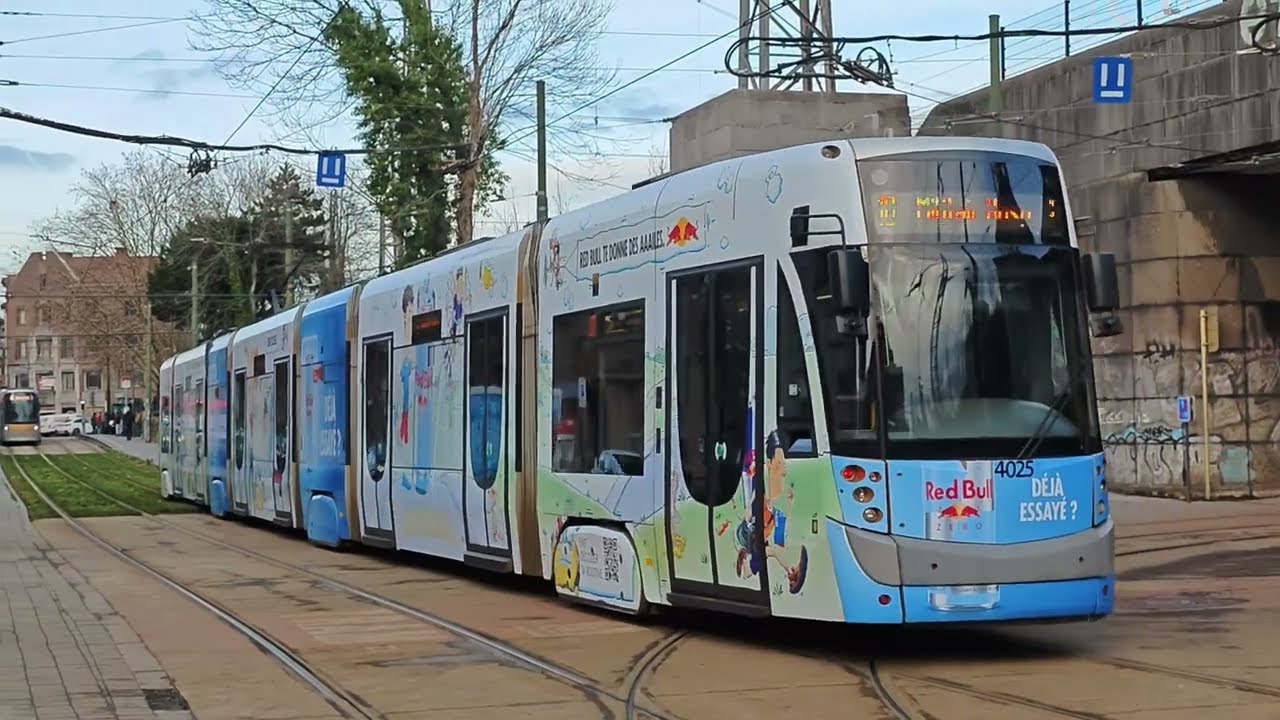 Tram T4025 - Red Bull 
