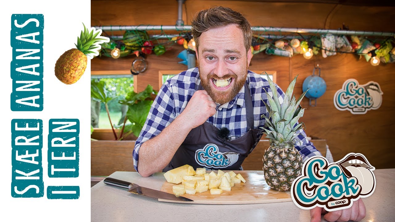 S&aring;dan sk&aelig;rer du nemt ananas i tern uden spild  | GoCook by Coop