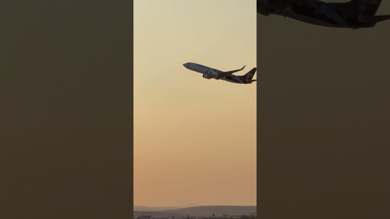 SunExpress İzmir departure at sunrise ✈️ 