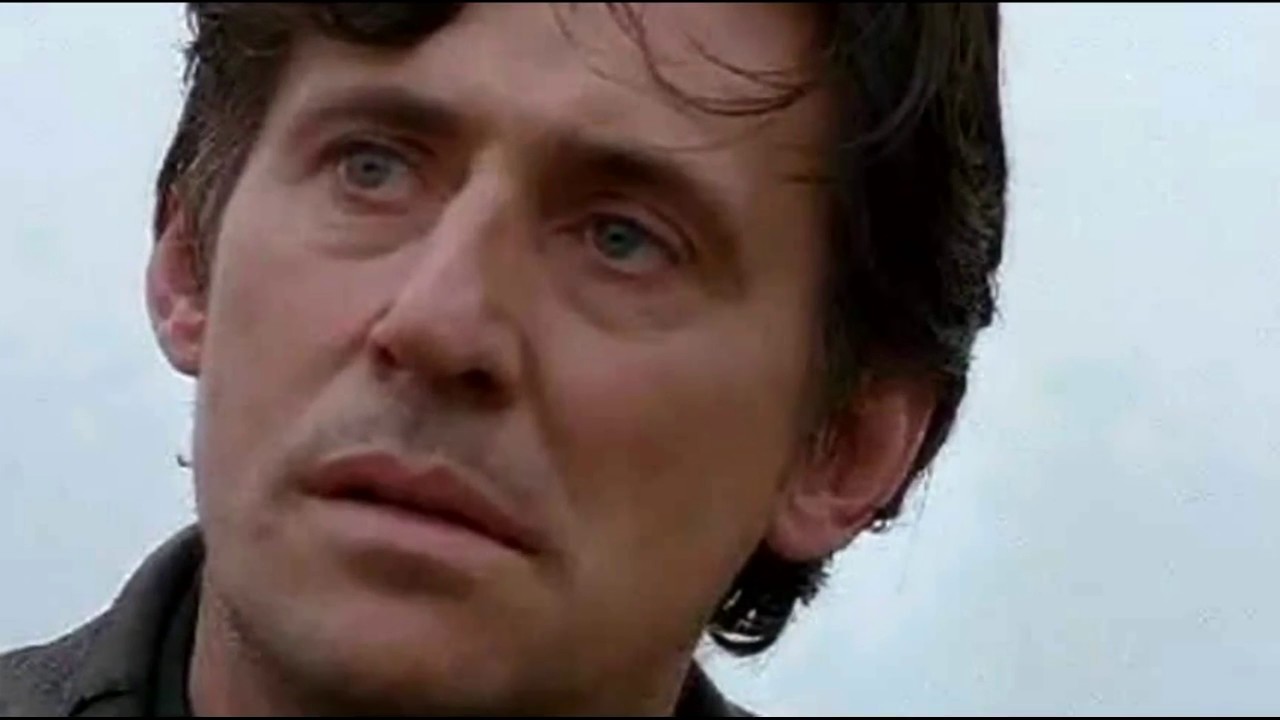 GABRIEL BYRNE : INTO THE WEST