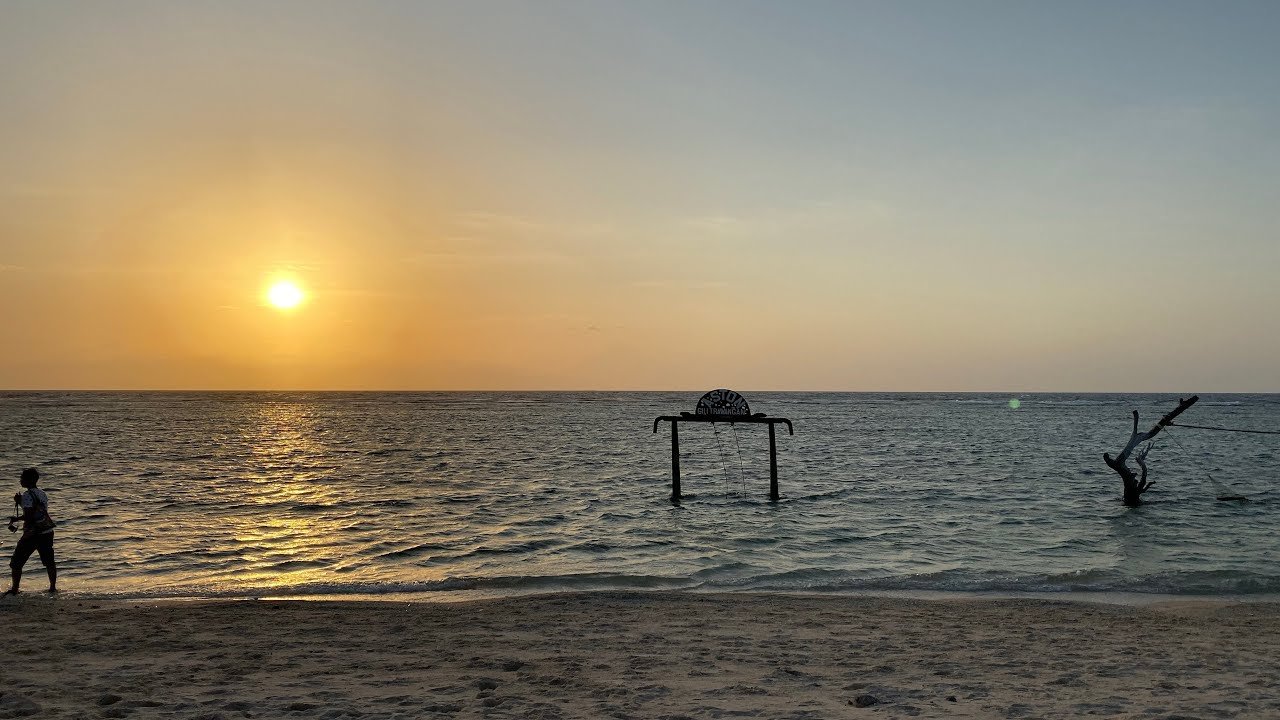 Aston Sunset Beach Resort Gili Trawangan review