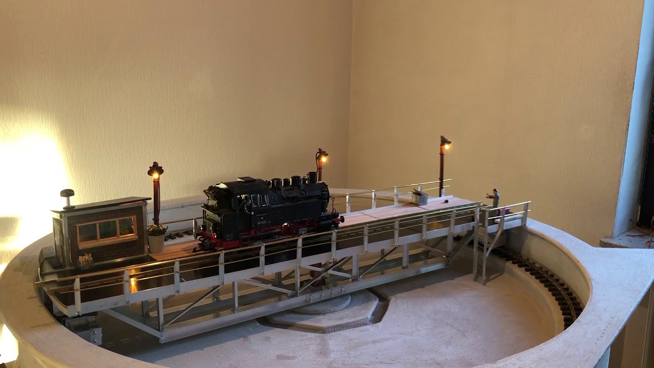 Drehscheibe 1200mm Spur G bei der Digitalen Inbetriebnahme mit BR80