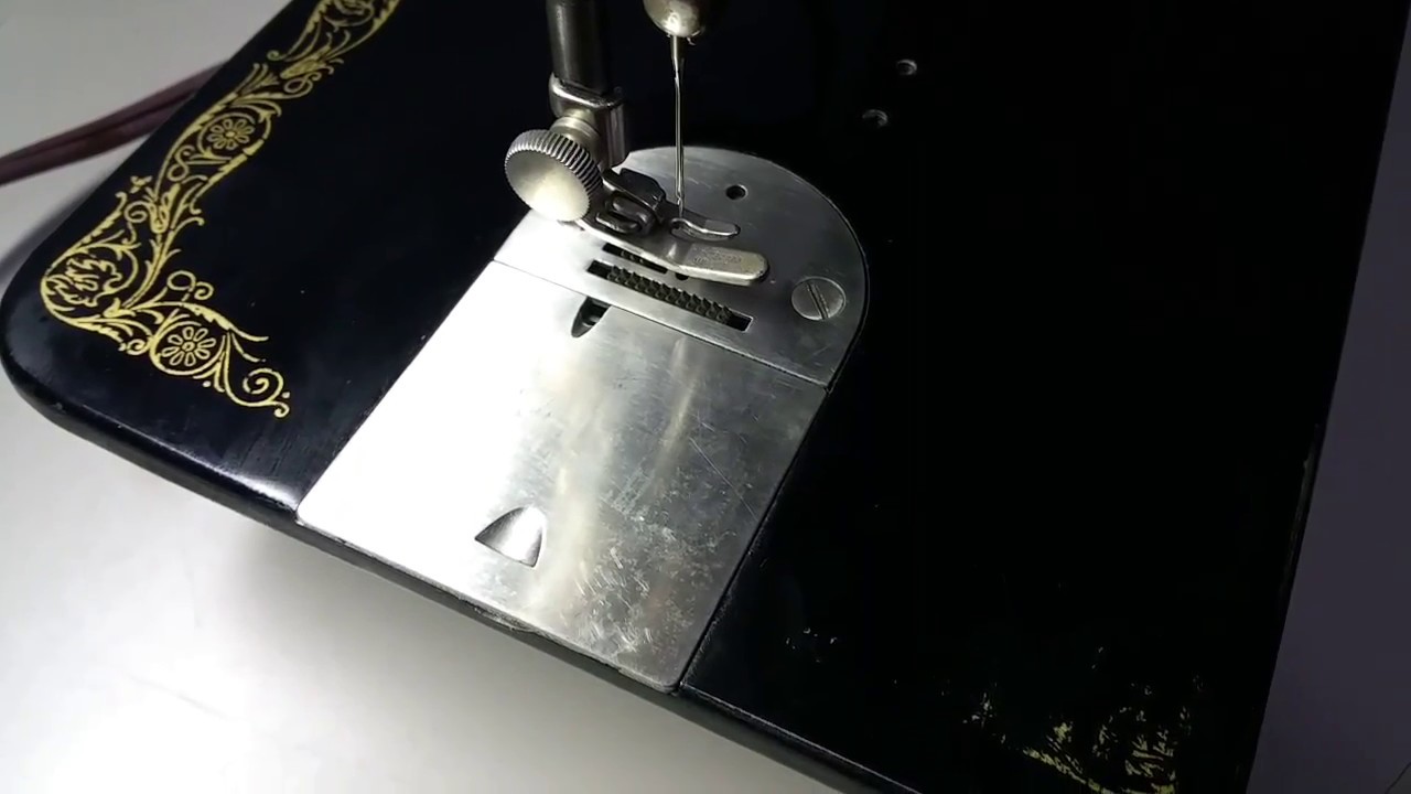 Извлеките шпульный колпачок Singer 66 менее чем за 60 секунд.