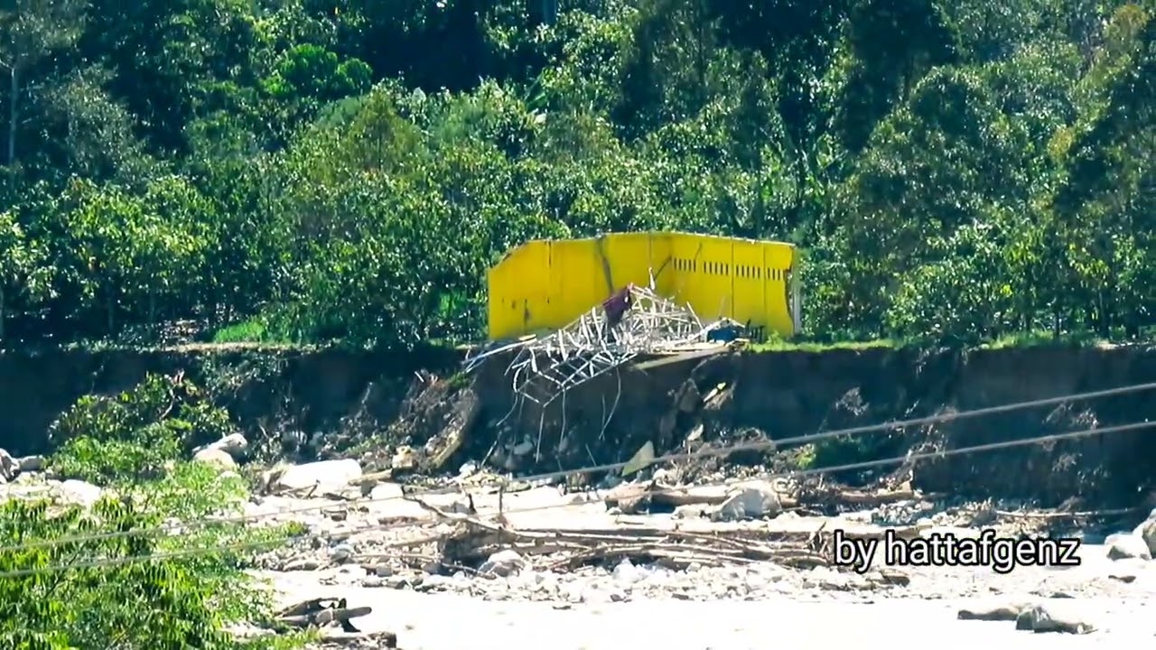 DESA ramung musara setelah banjir, on Tv 50 inci