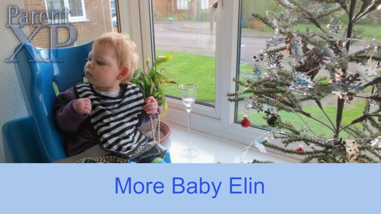 Vlogmas #11 - Reacting to baby footage of Elin part 2