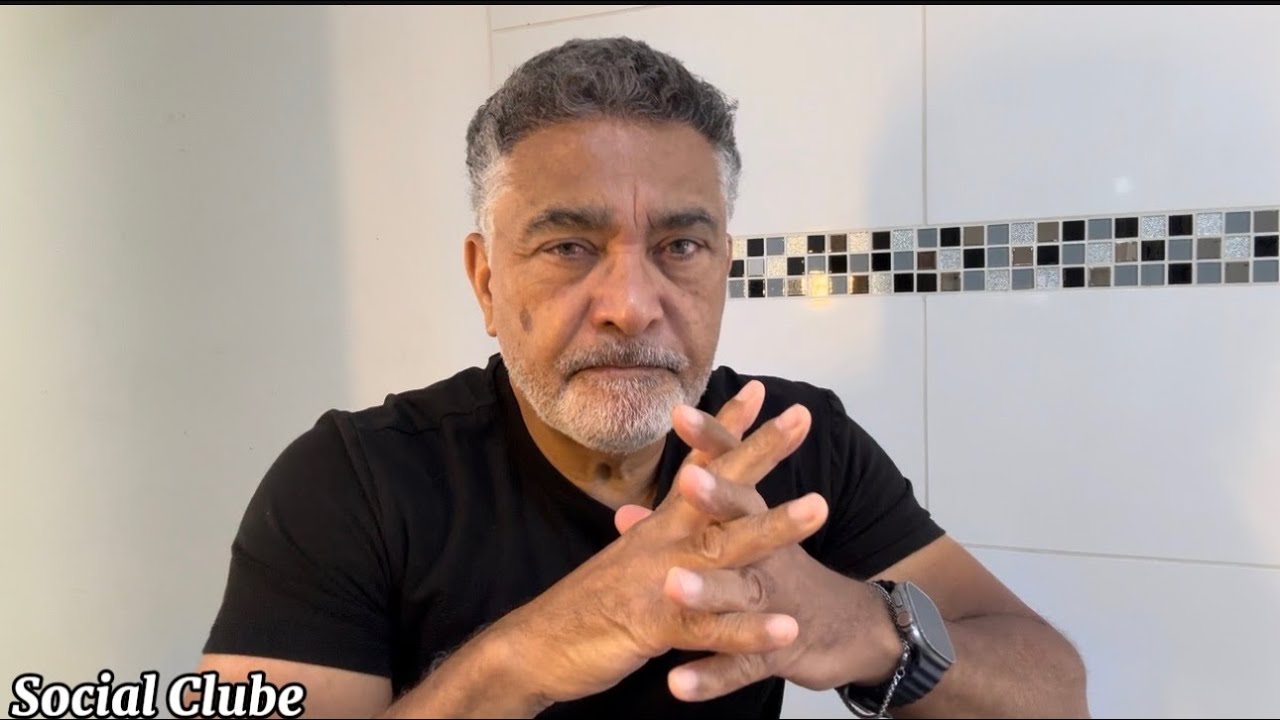 DEIXA IR EMBORA QUEM DEMORA ACEITAR O FIM PERDE O COMEÇO 