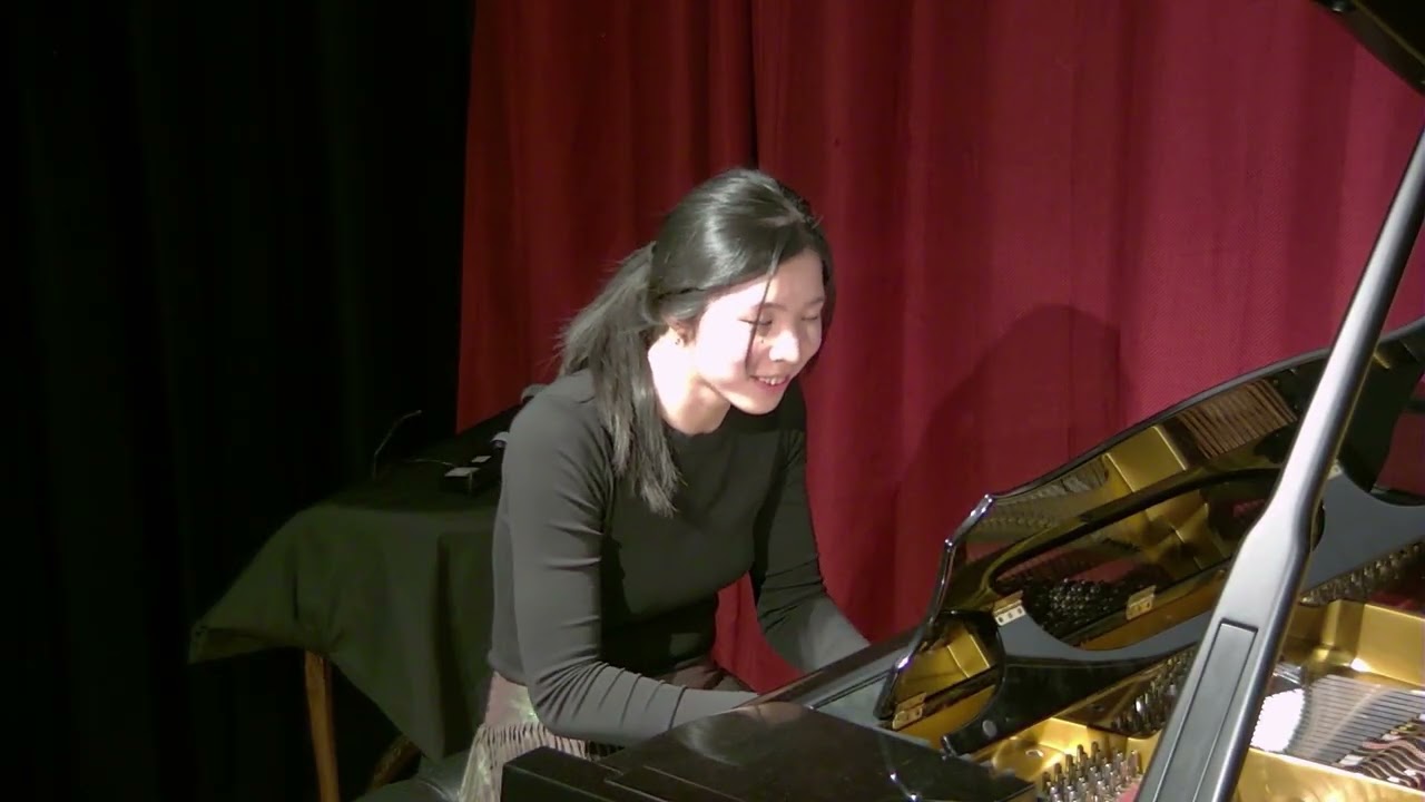 Linda Ruan Plays Ann Southam's 