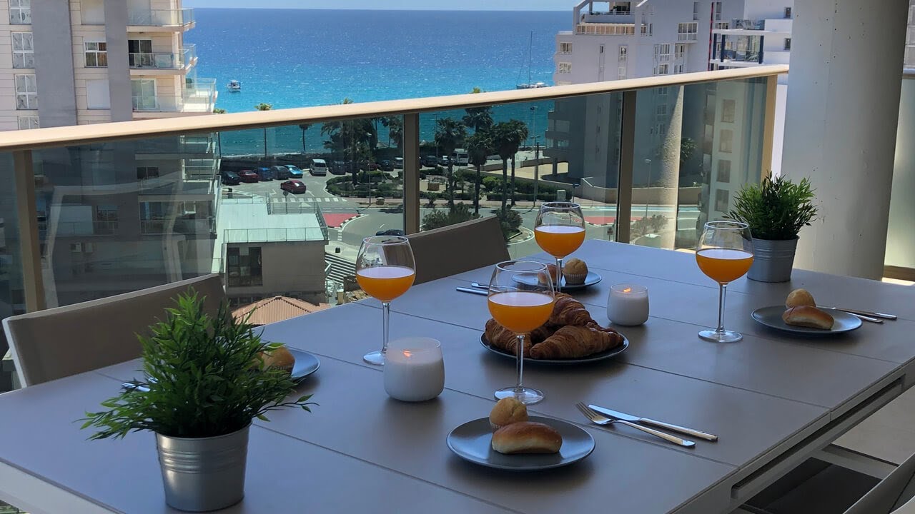 ❤️ Zeezicht 2 Slaapkamer, Vakantie Appartement Te Huur in Calpe, Spanje 🏝️