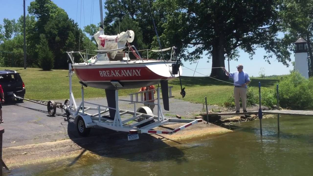 Santana 20 Sailboat launch