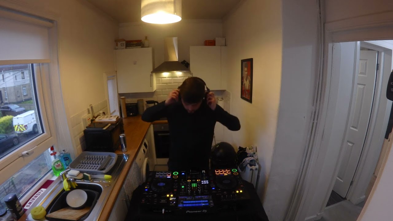 KITCHEN GAFF EPISODE 032:  STING