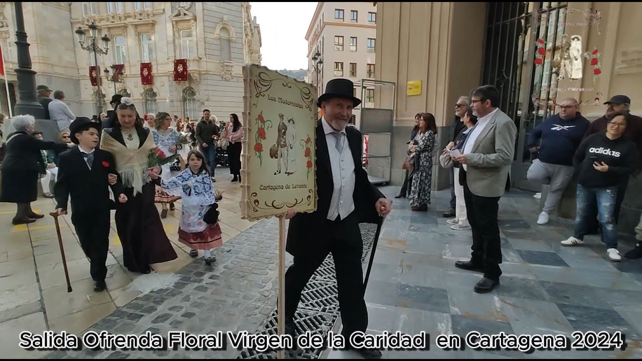 Salida Ofrenda Floral en el día de la Virgen de la Caridad 2024