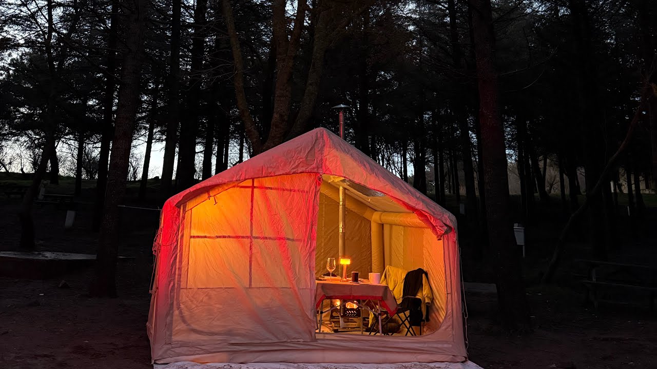 SİSLİ VE YAĞMURLU HAVADA ORMAN KAMPI⚡️ Camping in the Foggy & Rainy Forest