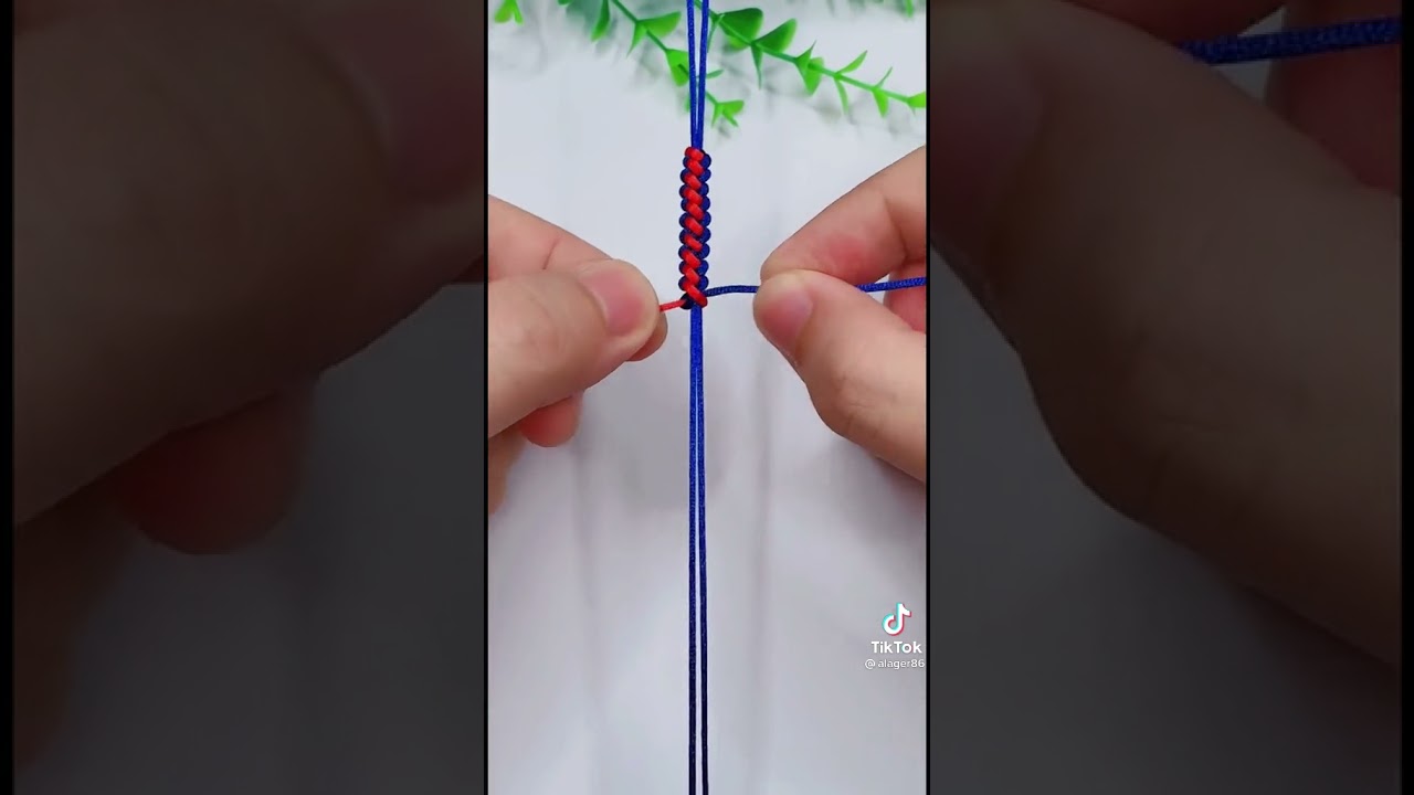 un bracciale costruzione del bracciale con la.tecnica dei nodi