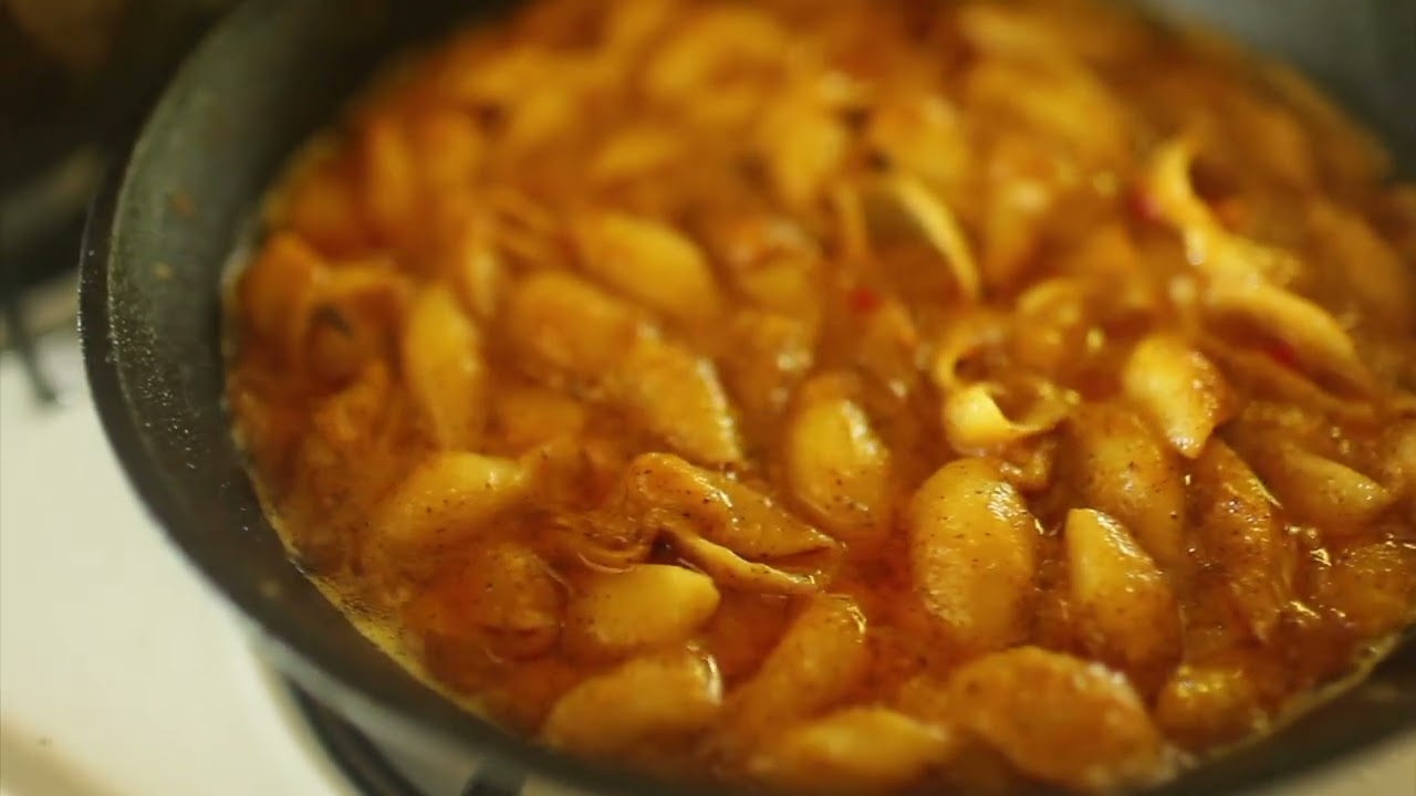 Fried Maitake Mushrooms with Baked cheesy shells | vegan