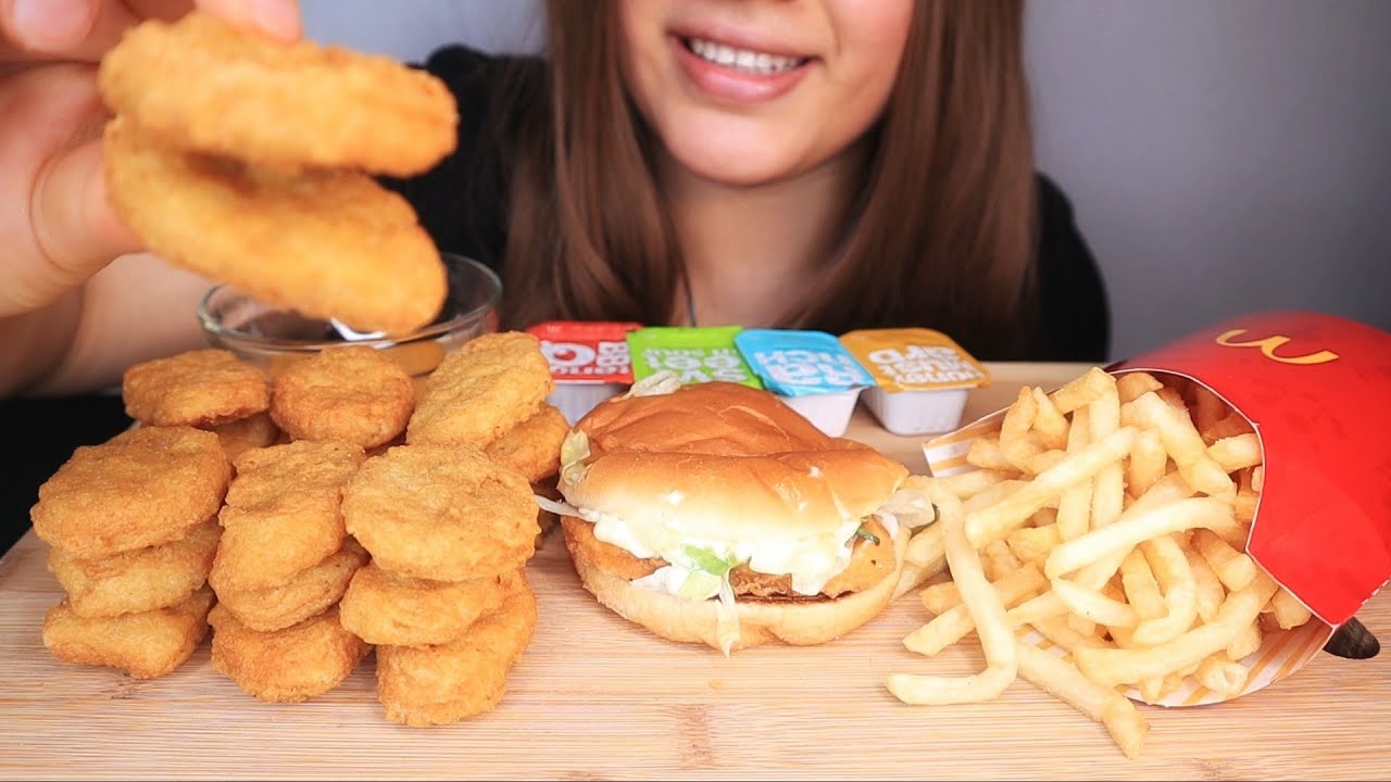 ASMR MCDONALD'S CHICKEN NUGGETS MCCHICKEN & FRIES MUKBANG *NO TALKING*