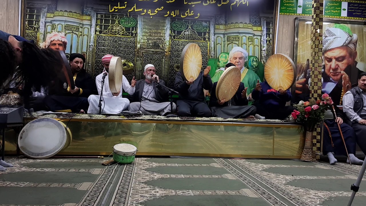 قصيده صلو على محمد طه النبي العدناني كلمن تنخه بجده واني جدي الكيلاني