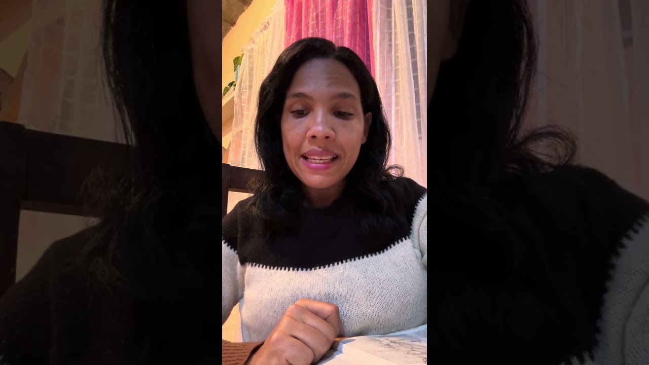 4de febrero Cecilia Jiménez leyendo la Biblia en un año salud mental. Génesis 1 y 2 y mateo 1 y2