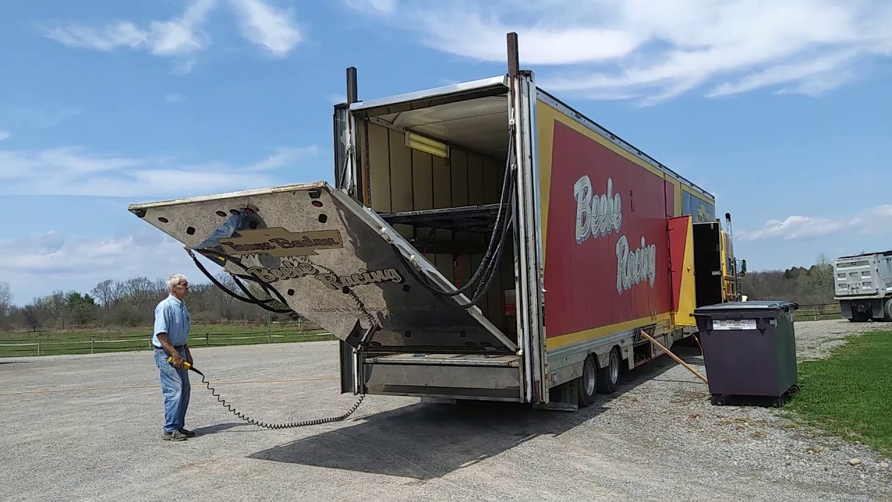 Race Car Trailer Hydraulic Tailgate